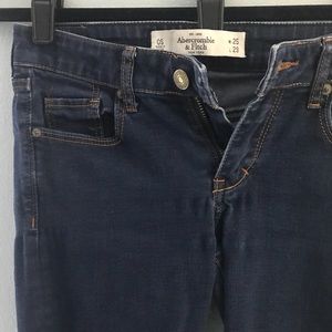 Abercrombie & Fitch Super Skinny Dark Wash Jean 0S